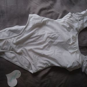 White ruffle one-piece swimsuit